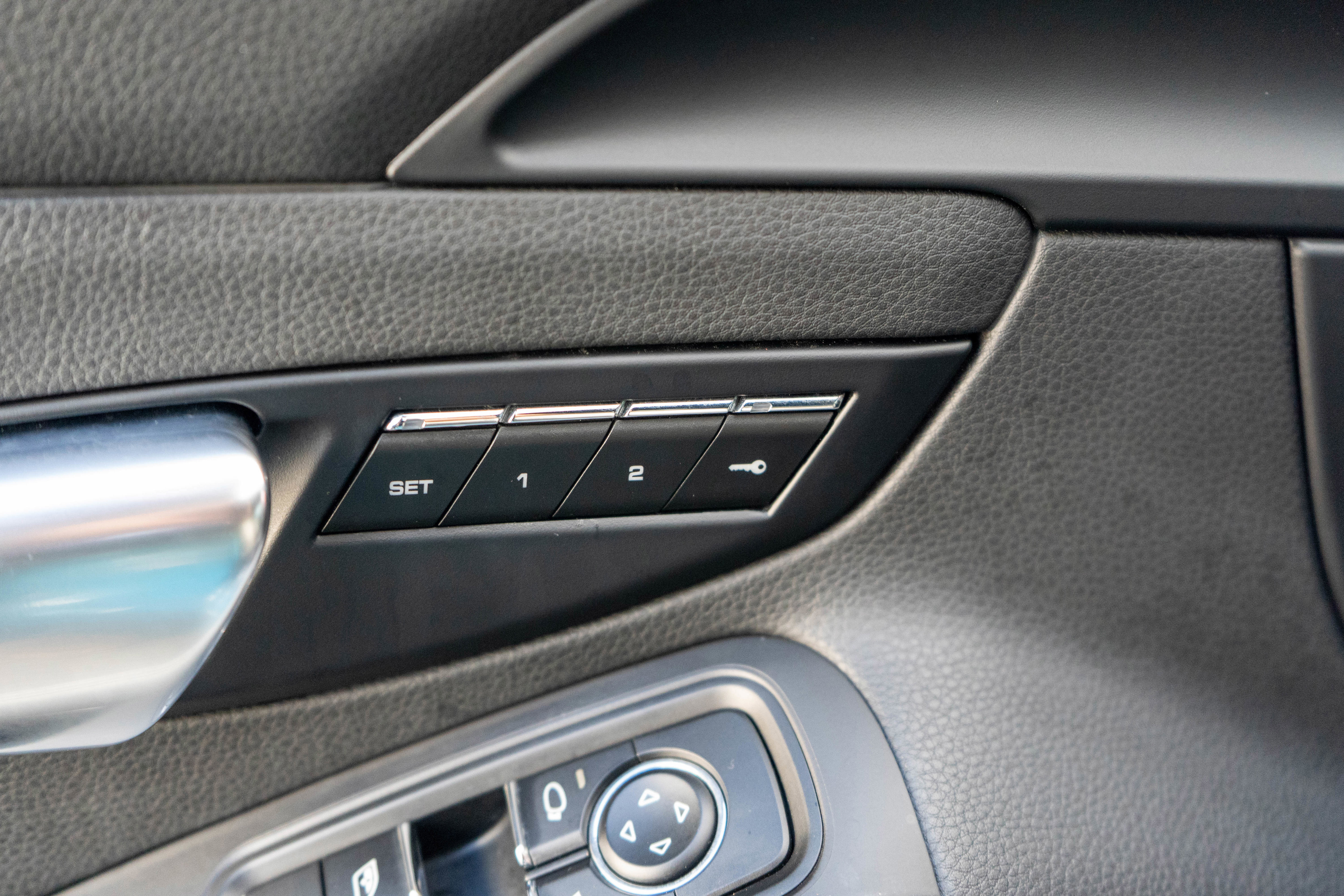 Used 2020 Porsche 718 Cayman image 11