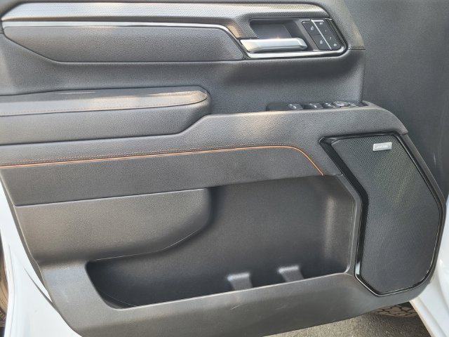 Used 2025 GMC Sierra 2500 AT4 AWD/4WD image 19