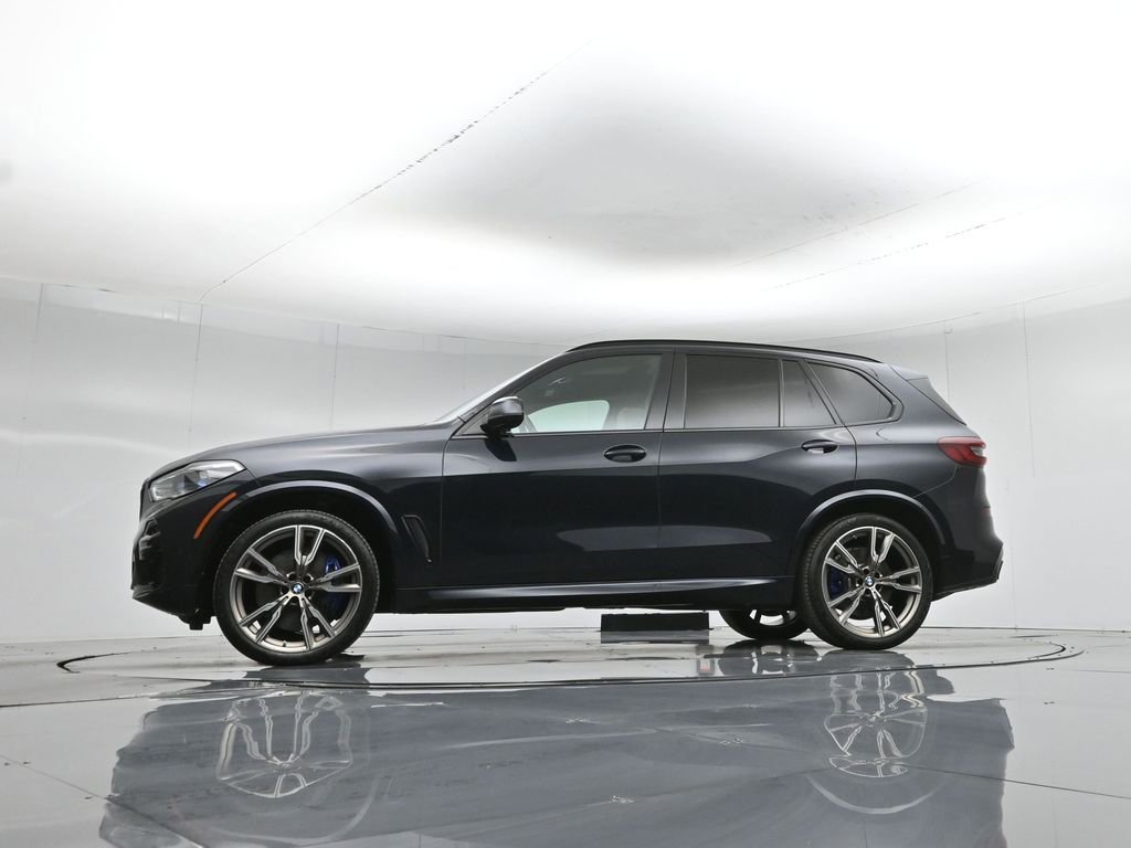 Used 2022 BMW X5 M50i w/ Executive Package image 8
