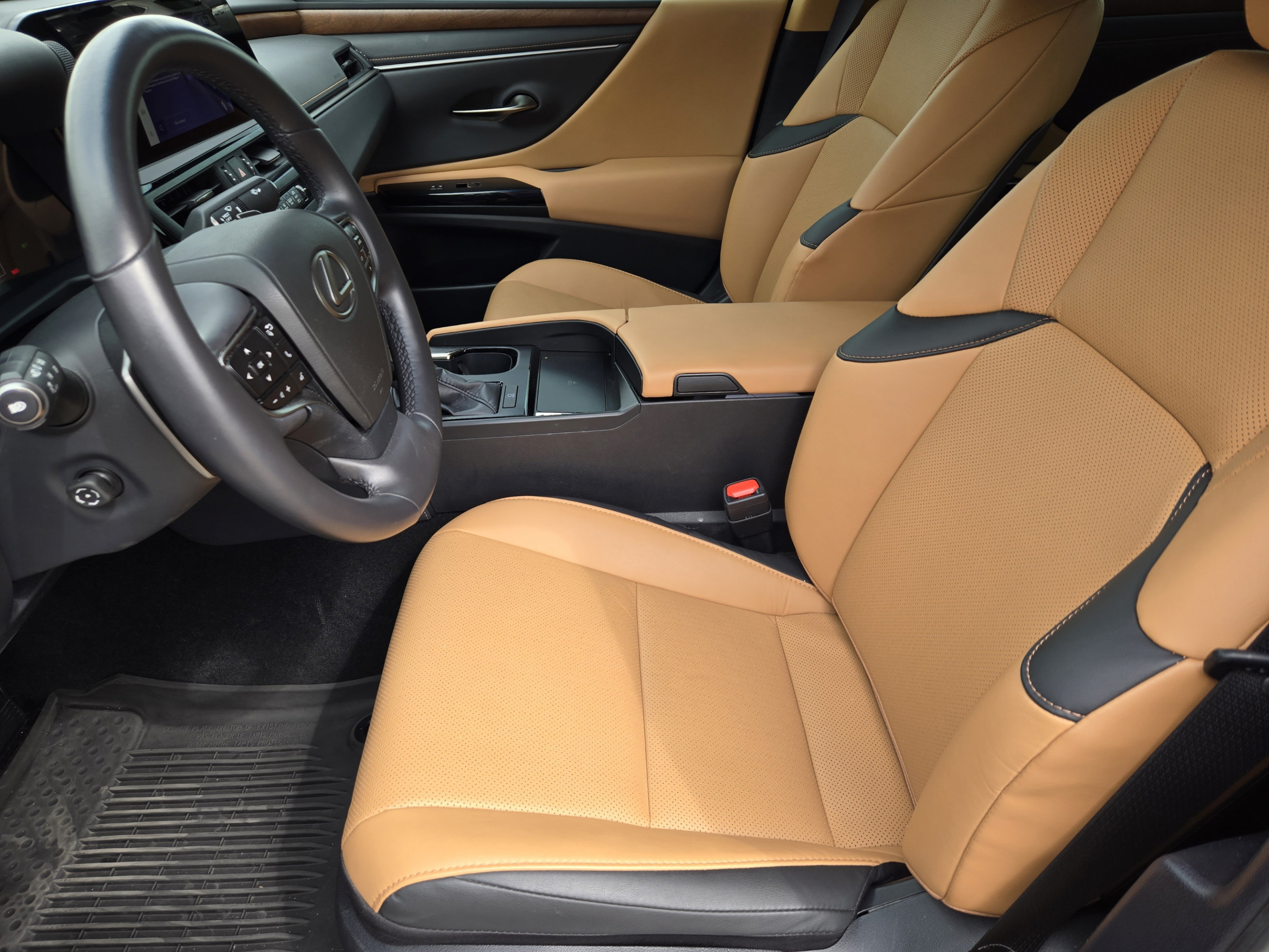 Used 2025 Lexus ES 350 w/ Premium Package FWD image 9