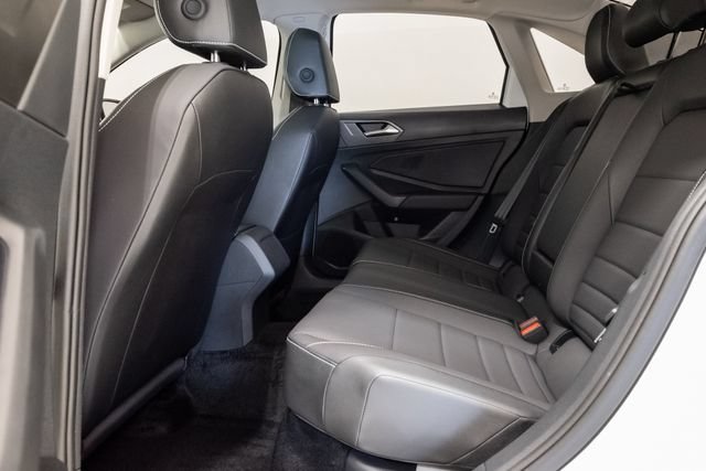 Used 2024 Volkswagen Jetta SE w/ Panoramic Sunroof Package FWD image 18