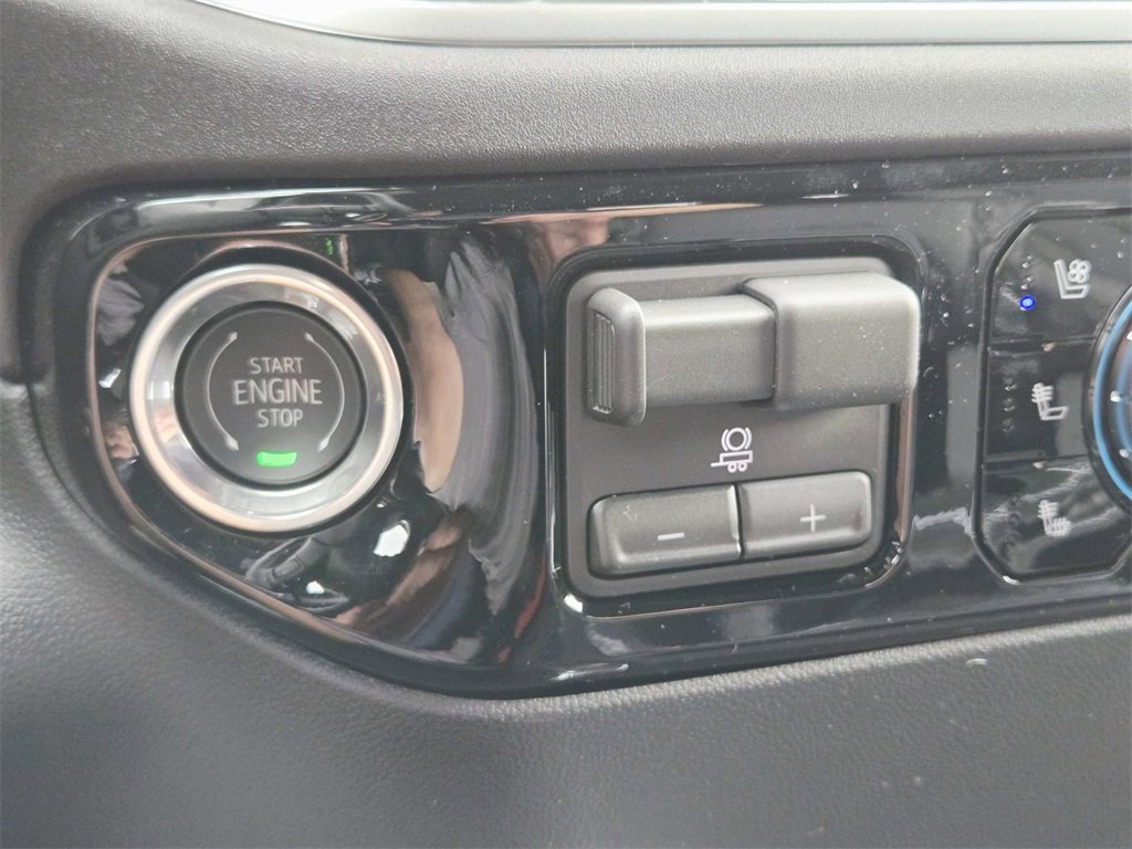 New 2026 GMC Sierra 2500 SLT w/ SLT Premium Package image 35