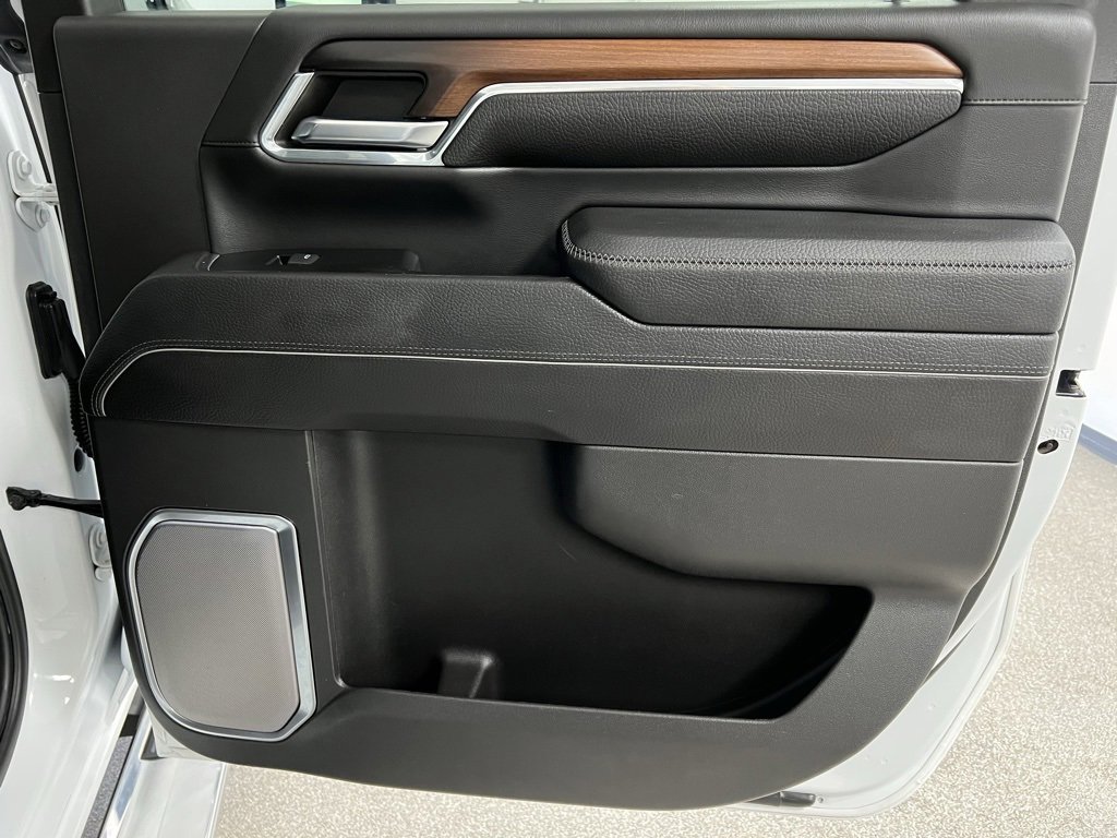 Used 2024 GMC Sierra 3500 Denali image 50