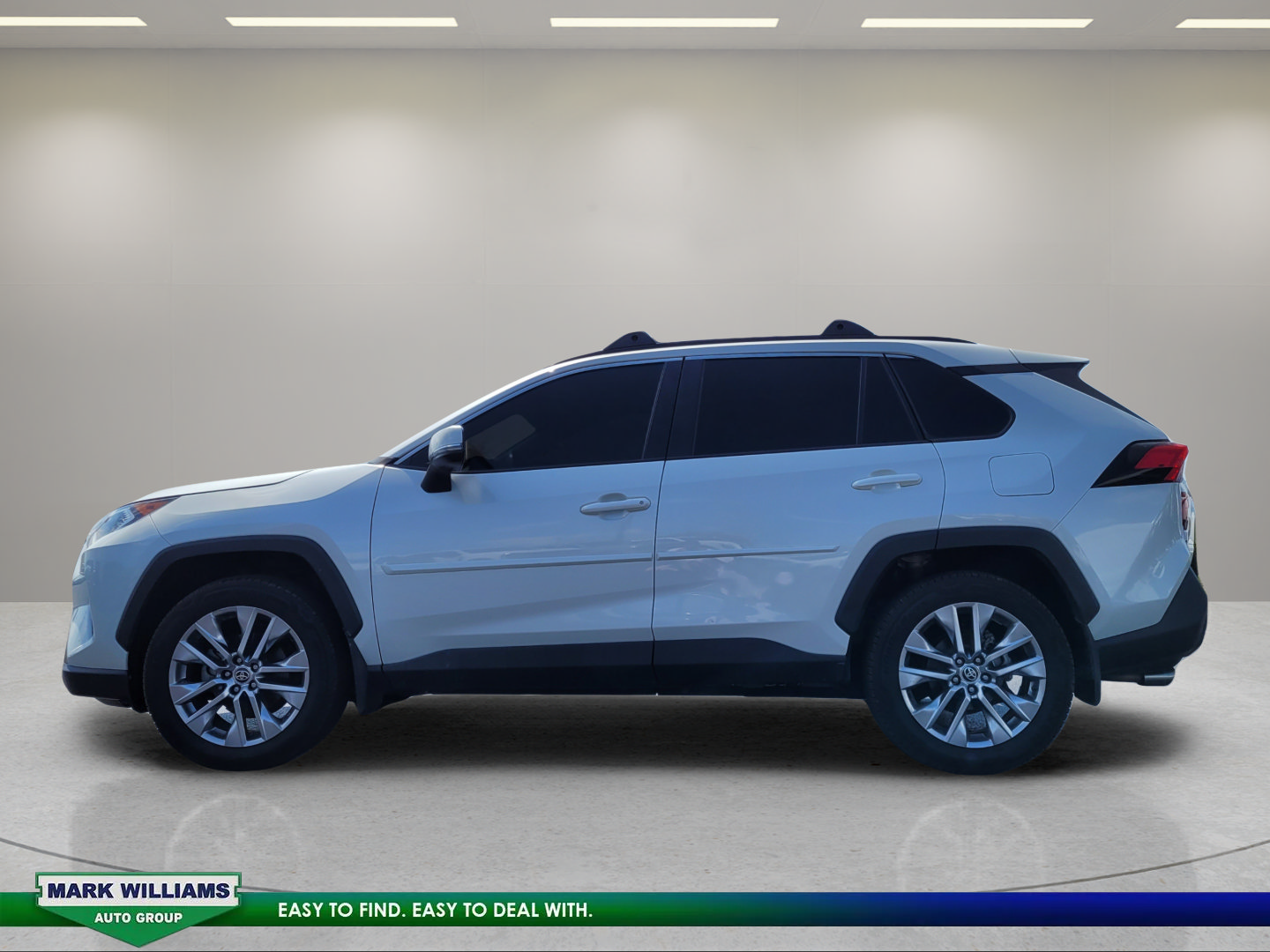 Used 2021 Toyota RAV4 XLE Premium FWD image 7