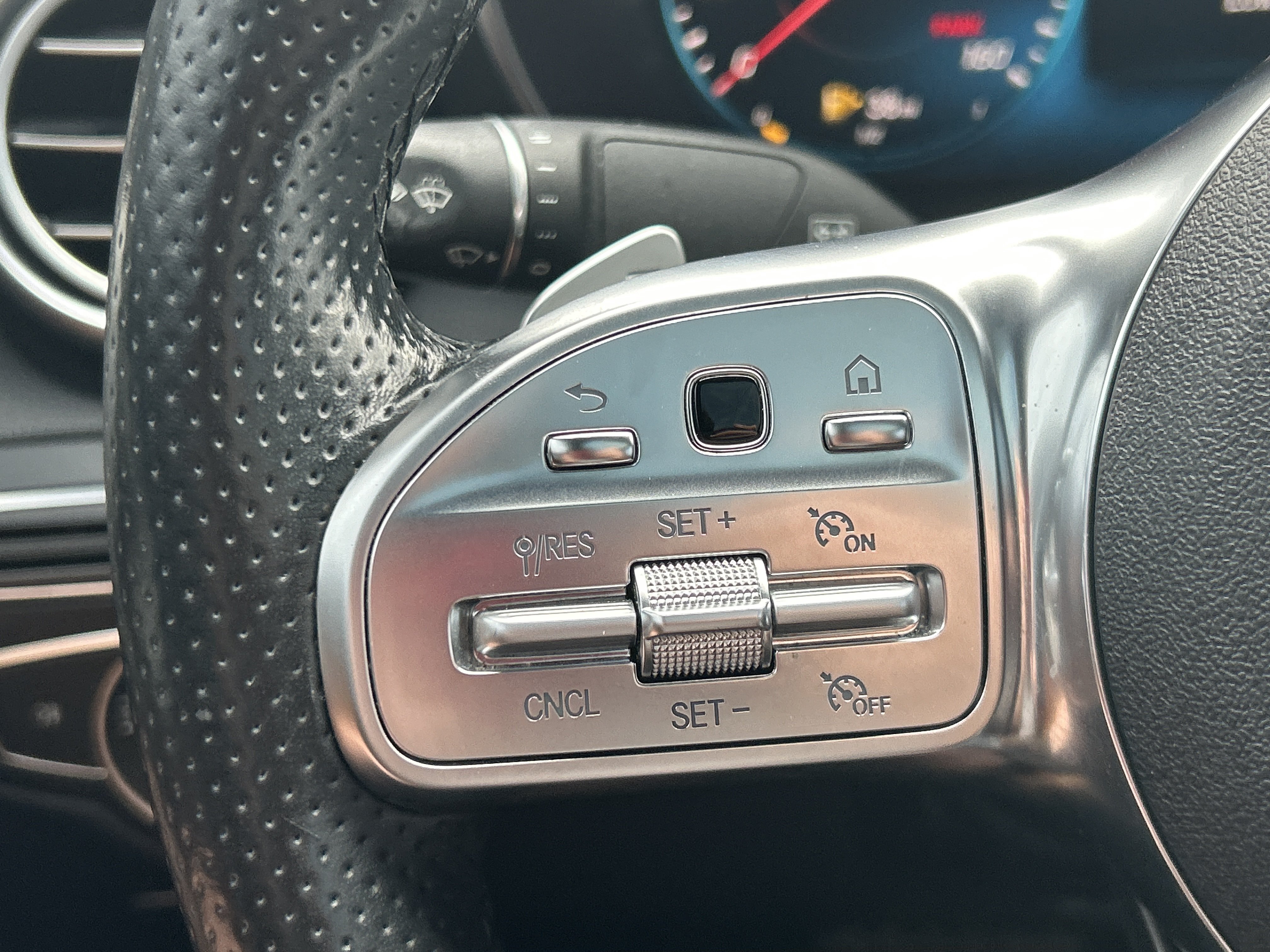 Used 2019 Mercedes-Benz C 300 Coupe image 25
