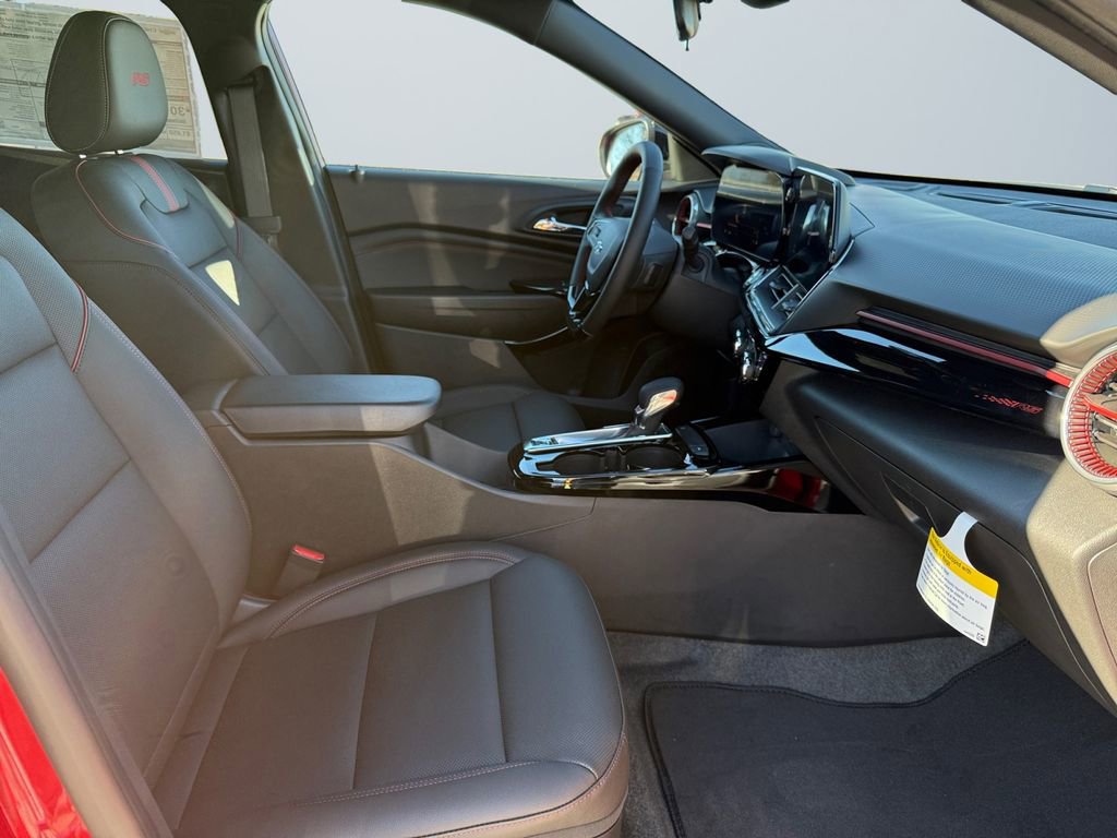 New 2026 Chevrolet Trax RS w/ Driver Confidence Package image 15