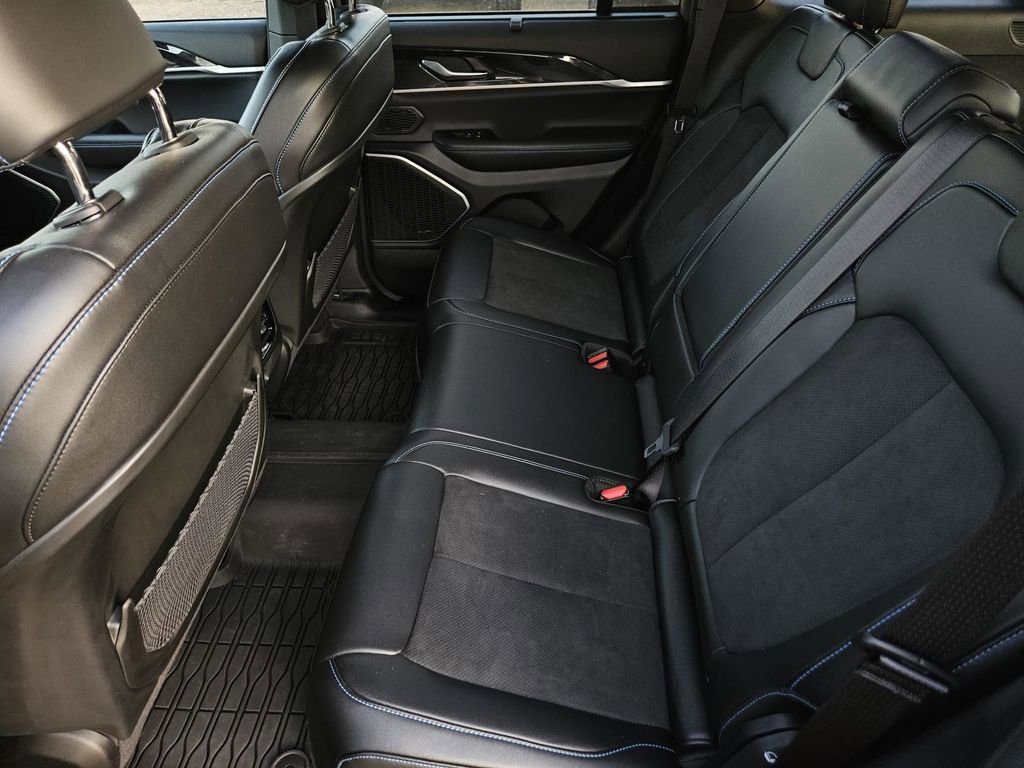 Used 2023 Jeep Grand Cherokee Trailhawk w/ Advanced Protech Group II image 32