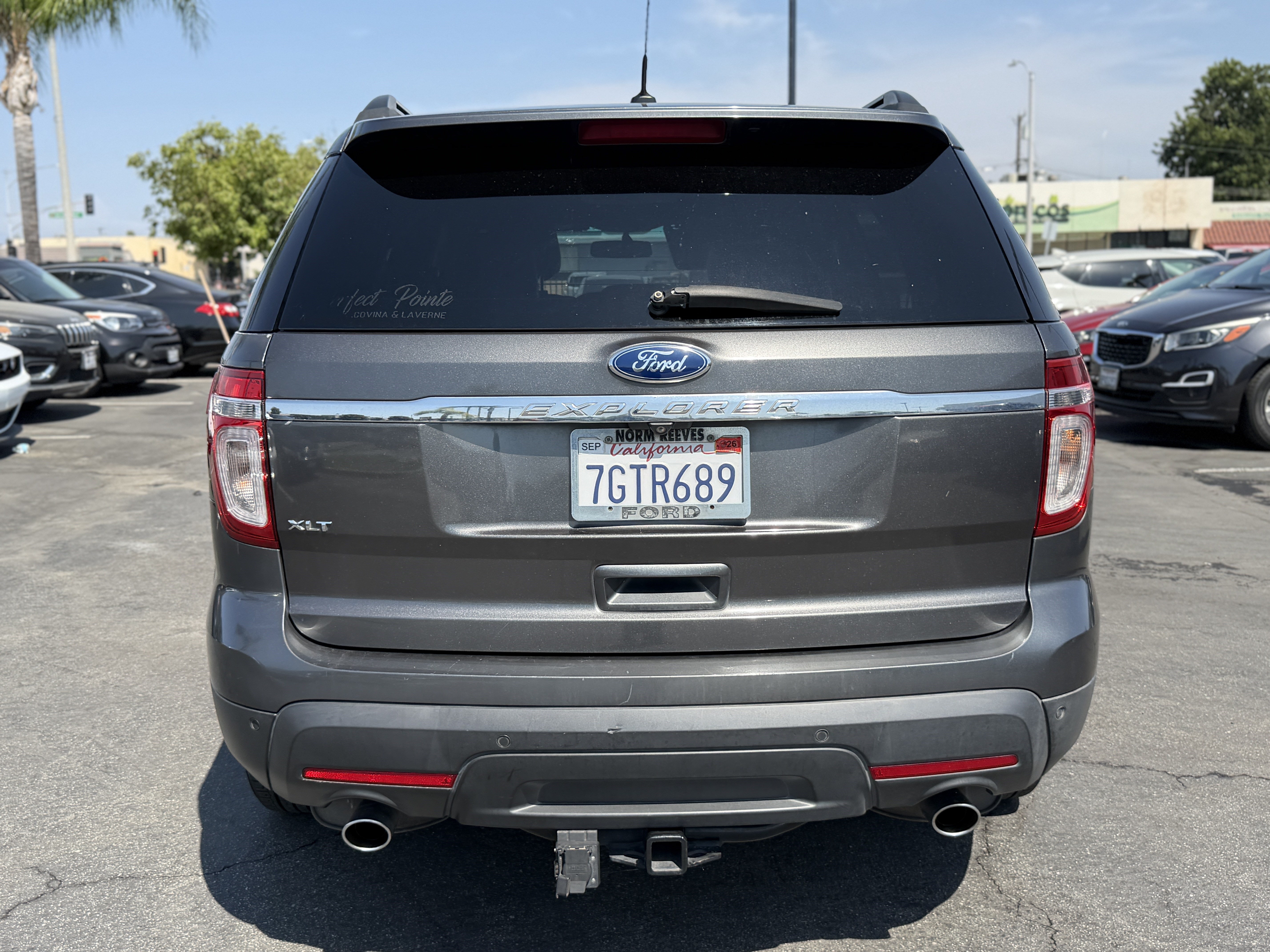 Used 2015 Ford Explorer XLT w/ Equipment Group 202A FWD image 6