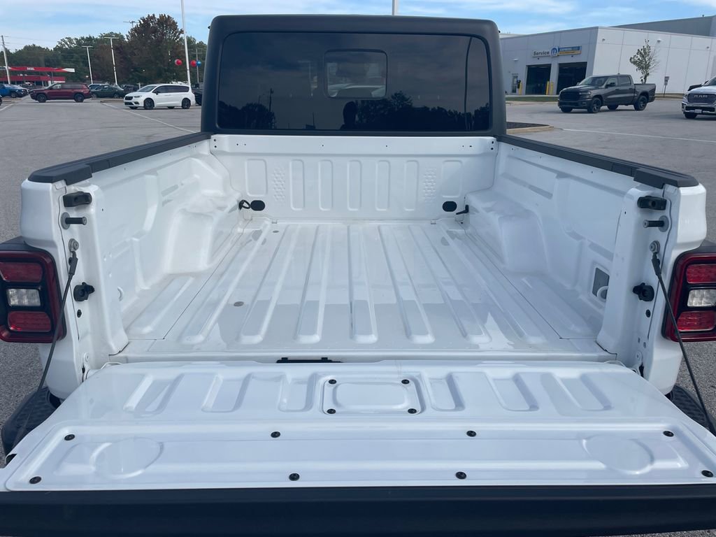 Used 2024 Jeep Gladiator Mojave w/ Convenience Group image 47
