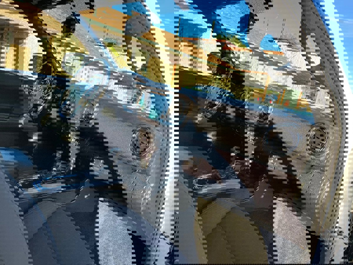 Used 2016 Toyota Tacoma TRD Sport image 34