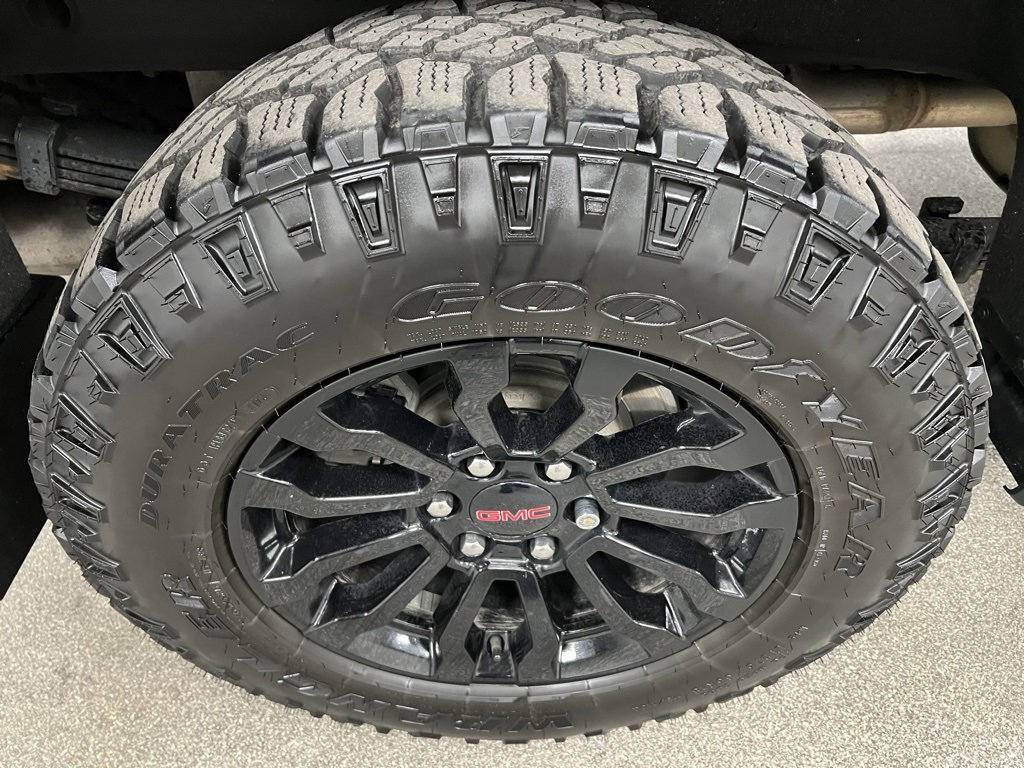 Used 2022 GMC Sierra 1500 AT4X image 21