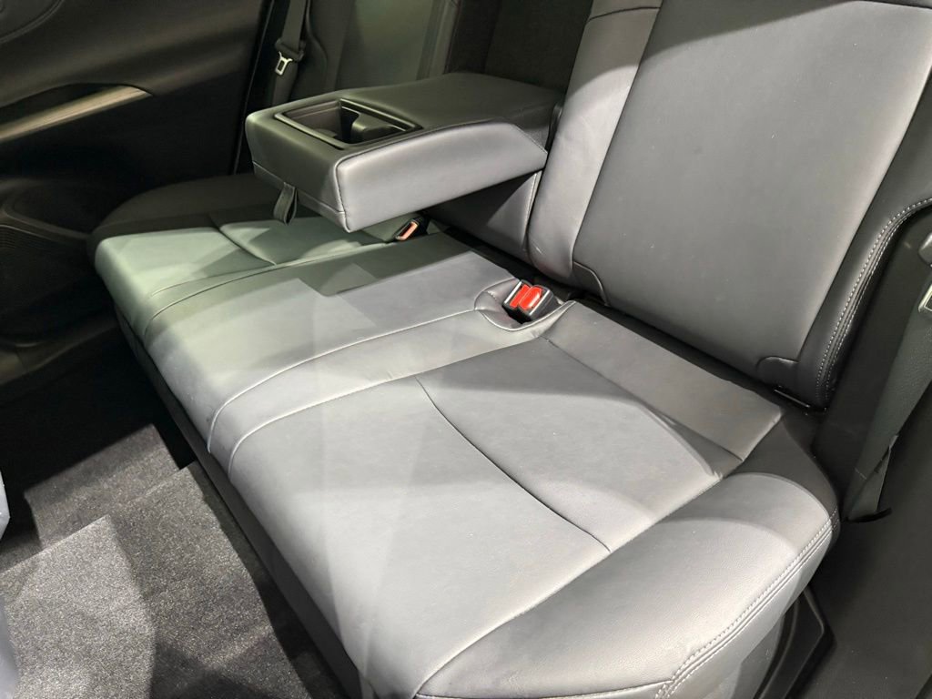 Certified 2023 Toyota Venza Nightshade AWD/4WD image 21