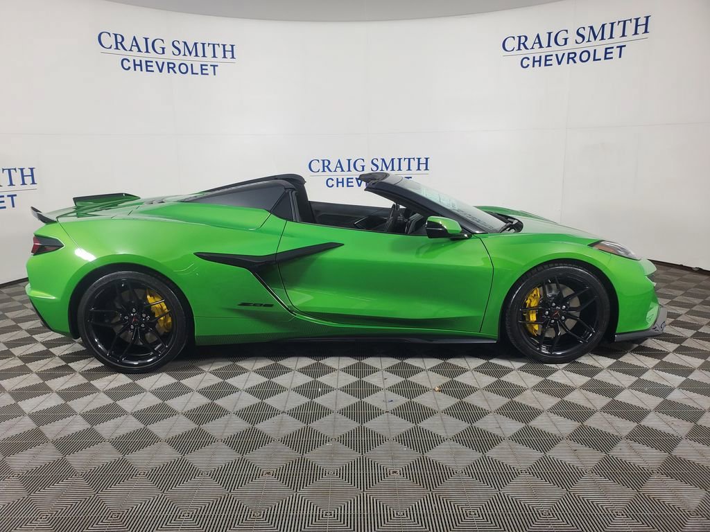 New 2026 Chevrolet Corvette Z06 w/ Stealth Interior Trim Package RWD image 10