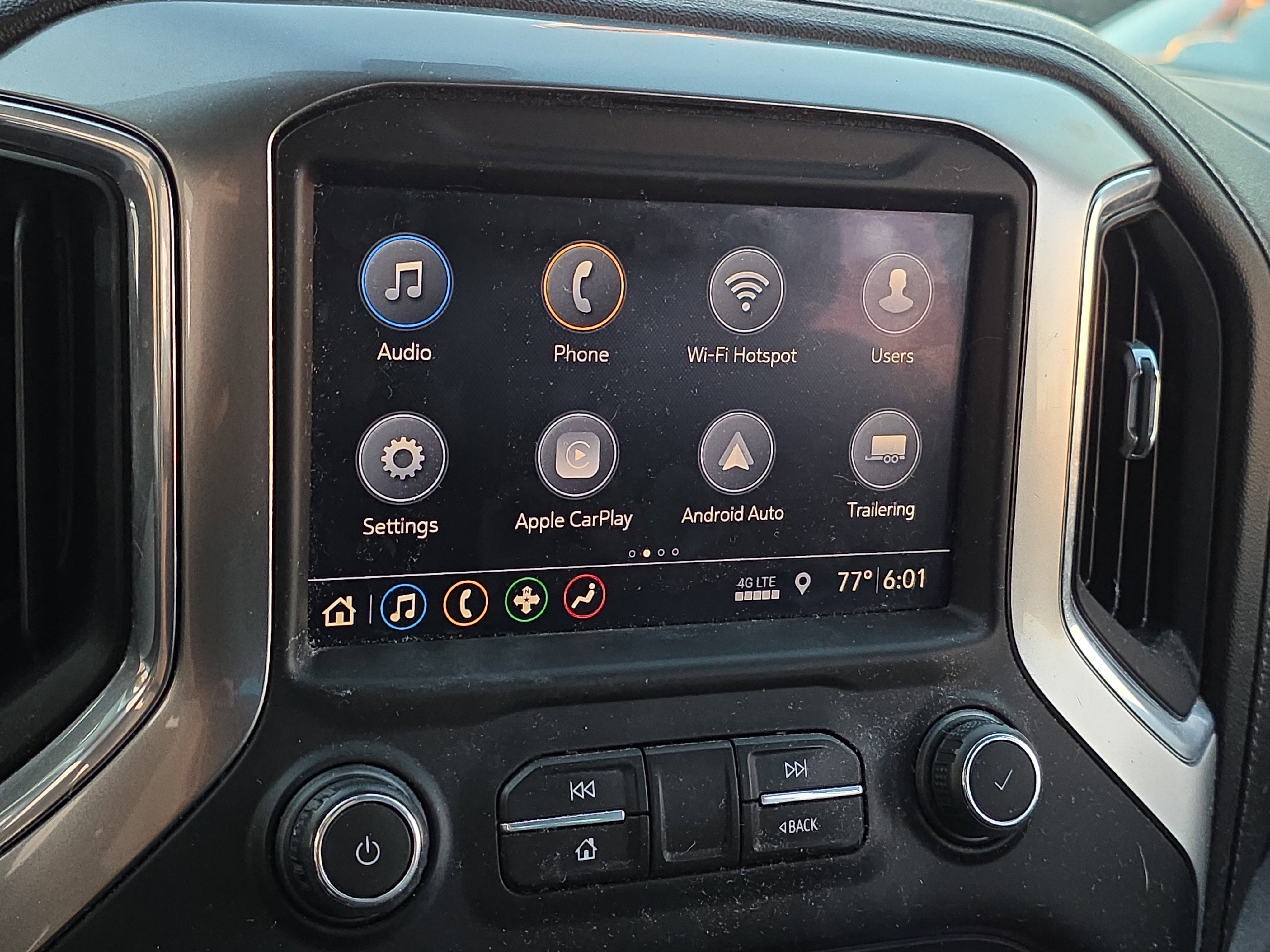 Used 2019 Chevrolet Silverado 1500 LTZ image 17