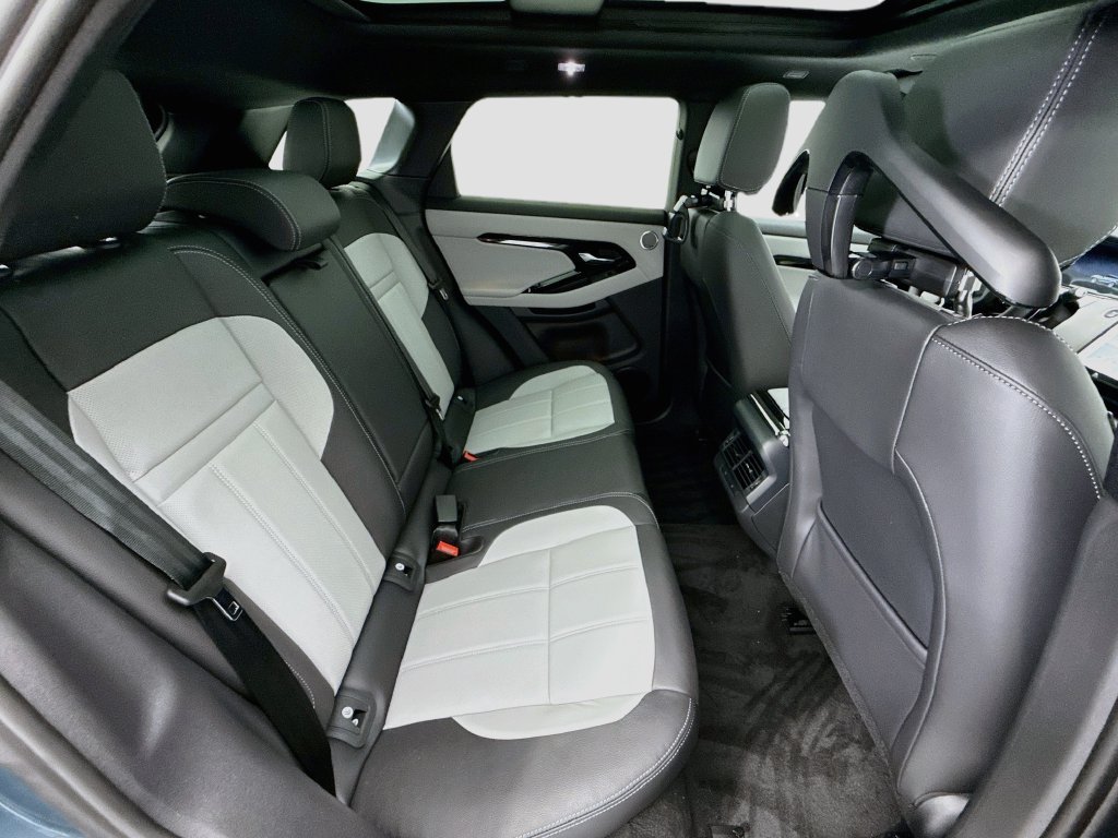 New 2026 Land Rover Range Rover Evoque Hoxton AWD/4WD image 22