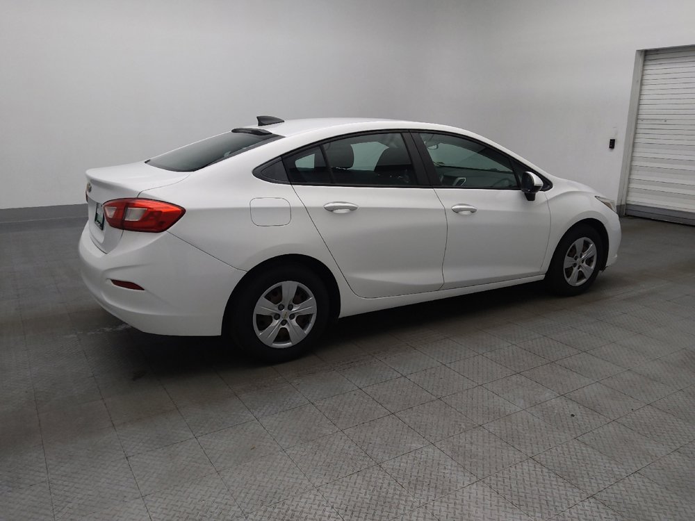 Used 2017 Chevrolet Cruze LS FWD image 10