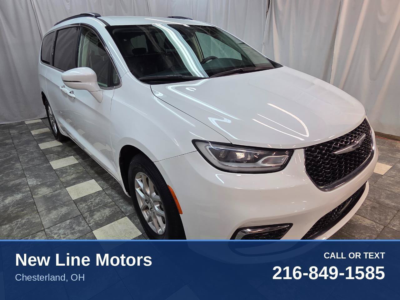 Used 2022 Chrysler Pacifica Touring-L