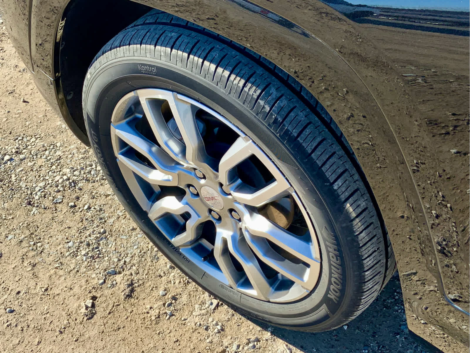 Used 2022 GMC Terrain Denali image 16