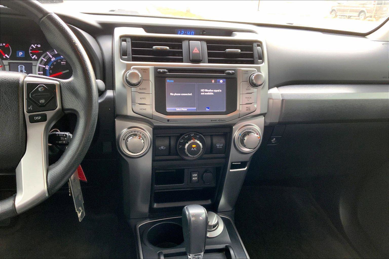 Used 2016 Toyota 4Runner SR5 image 6