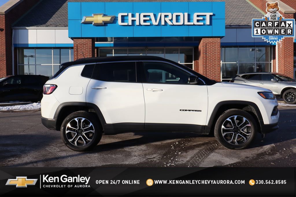 Used 2024 Jeep Compass Limited image 1