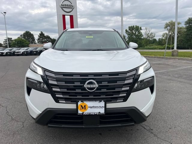 New 2026 Nissan Rogue SV AWD/4WD image 6
