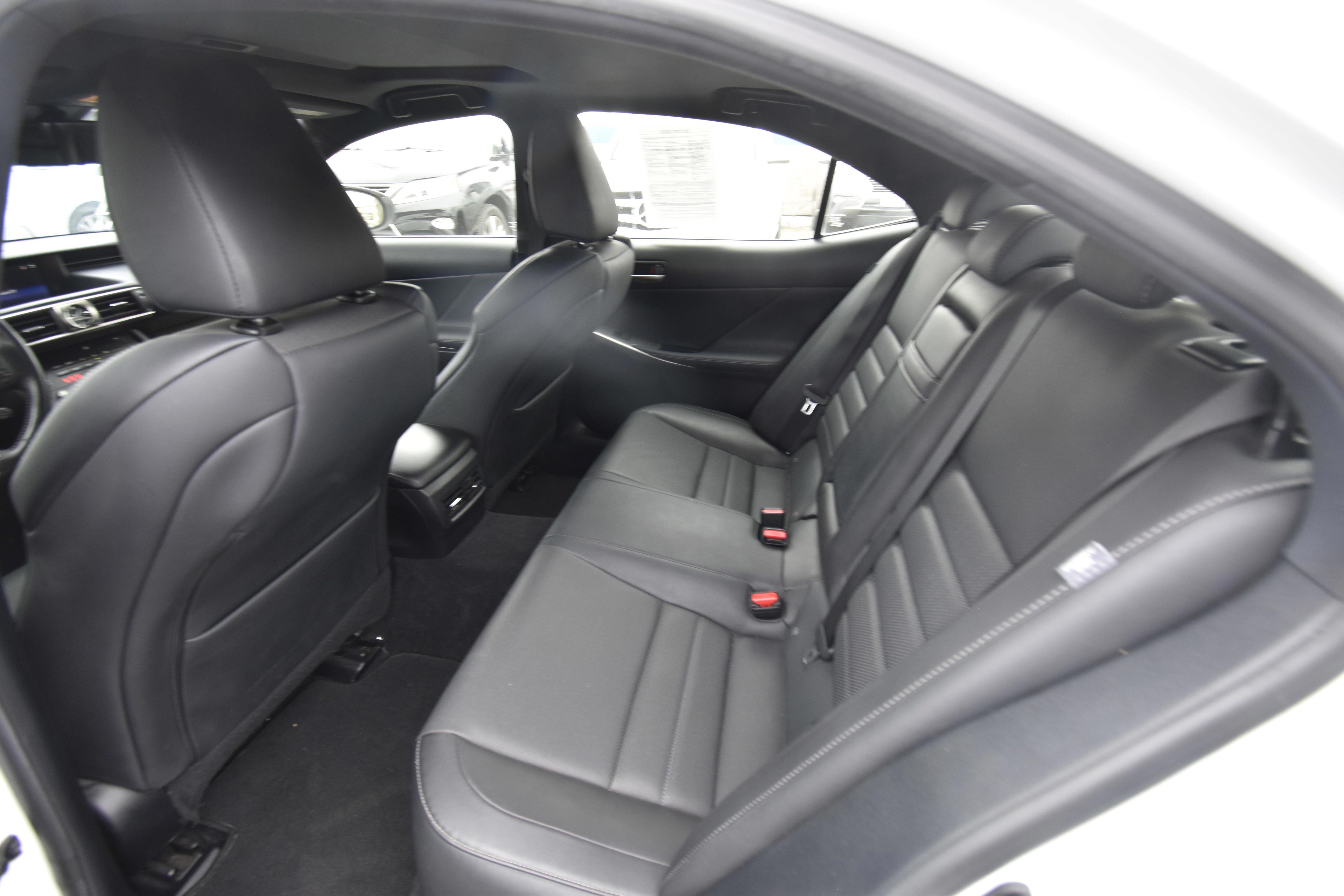 Used 2017 Lexus IS 200t F Sport w/ F Sport Package RWD image 11