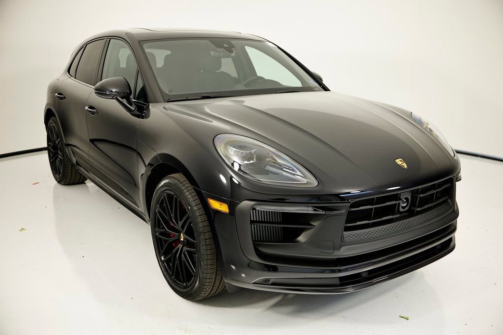 New 2026 Porsche Macan GTS image 7