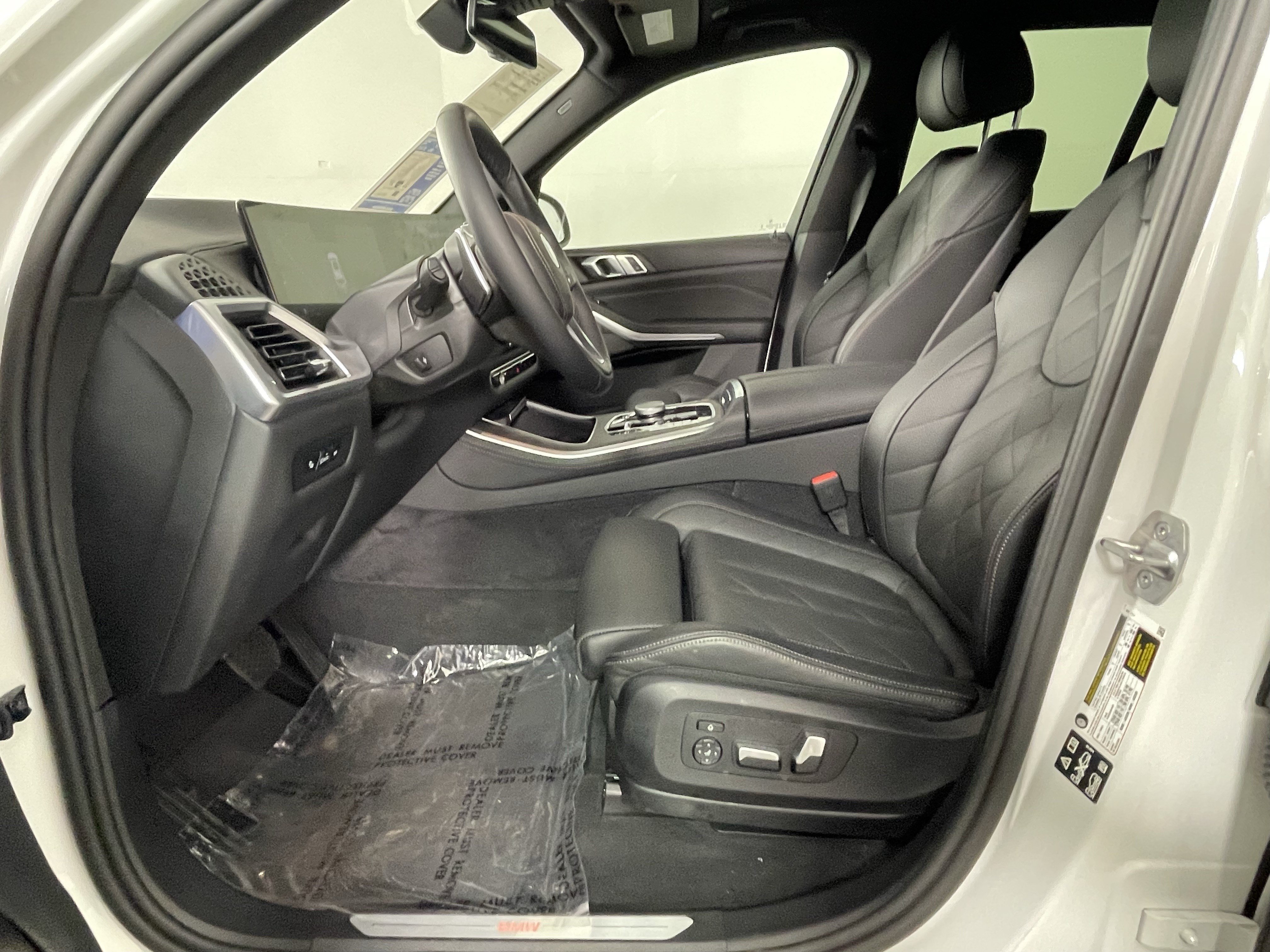 Used 2026 BMW X5 xDrive40i w/ Premium Package AWD/4WD image 10
