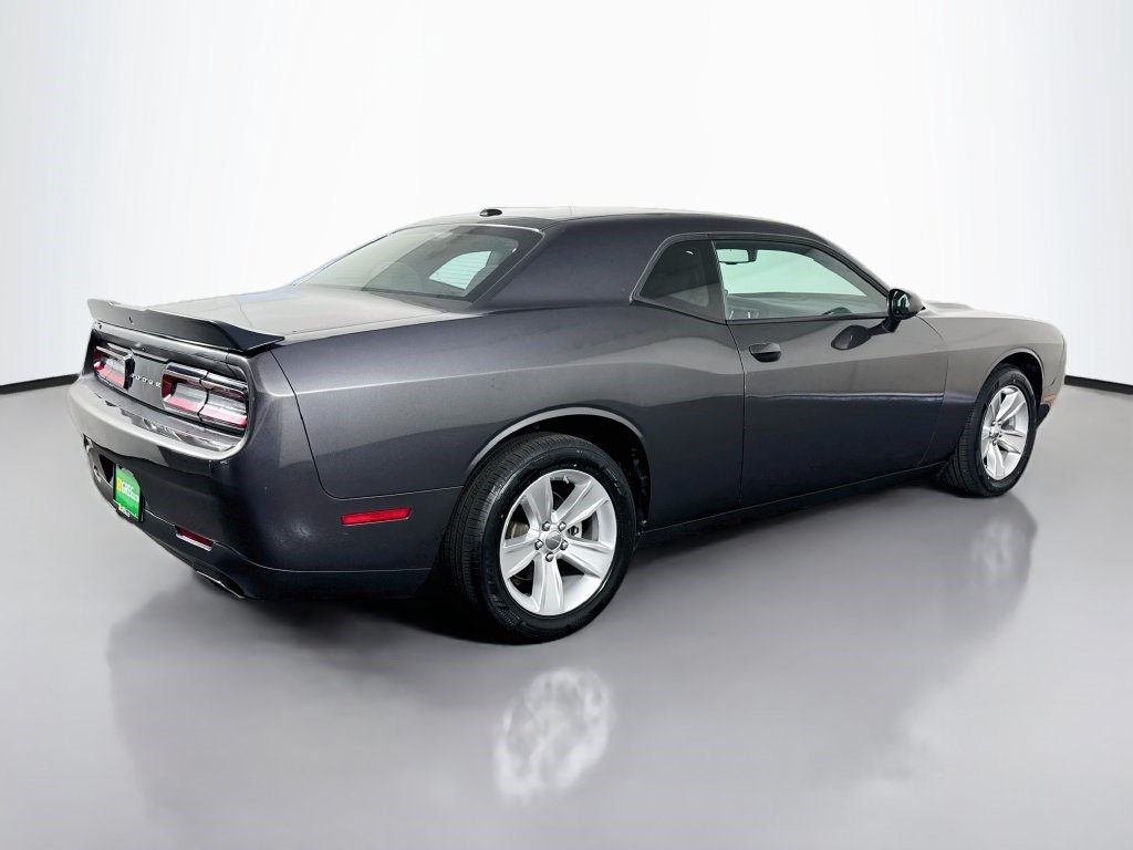 Used 2023 Dodge Challenger SXT RWD image 10