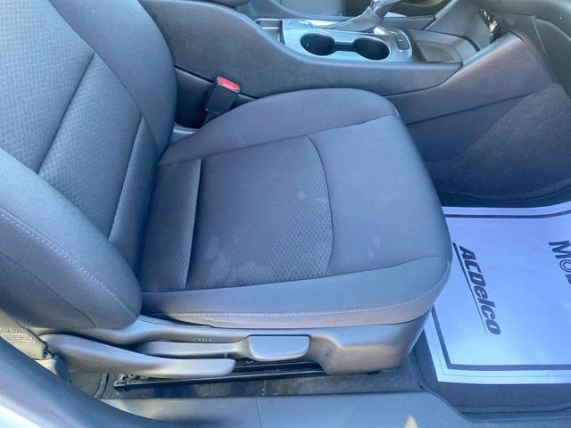 Used 2023 Chevrolet Malibu LS image 25