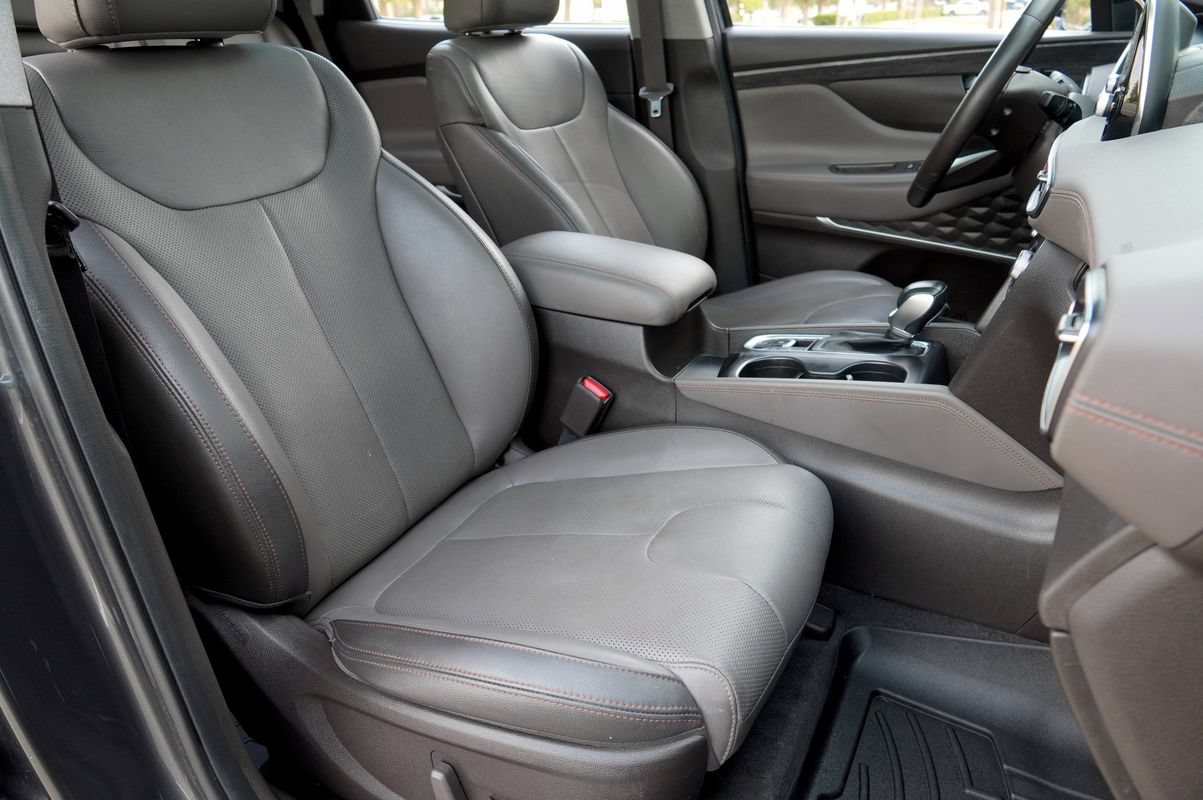 Used 2020 Hyundai Santa Fe Limited FWD image 8