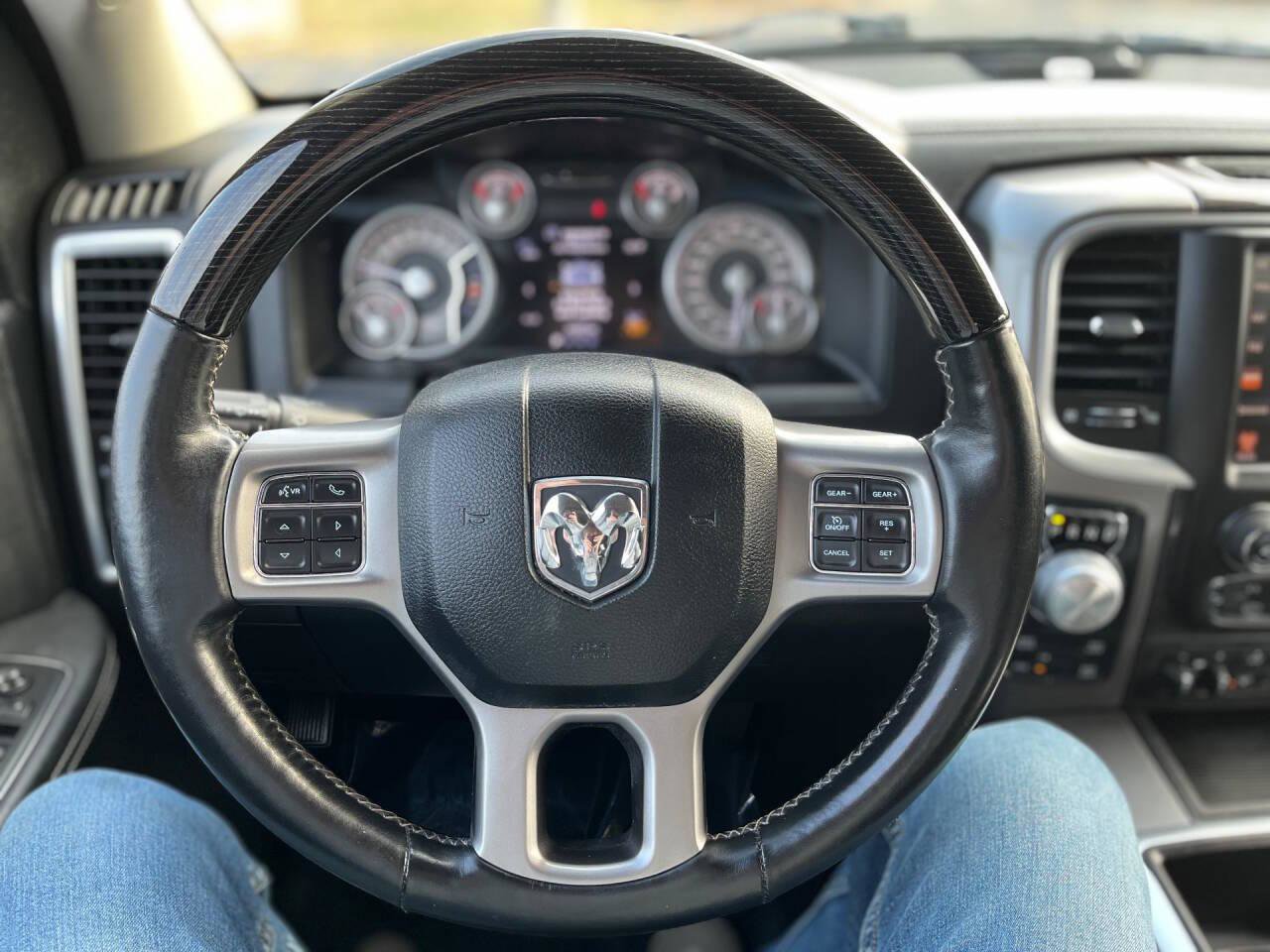 Used 2014 RAM 1500 Limited AWD/4WD image 25