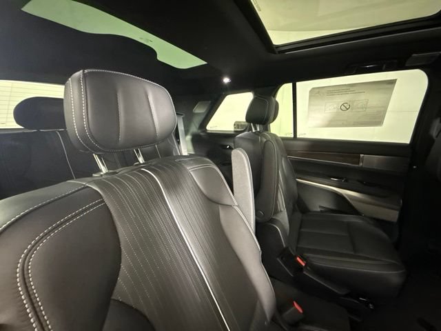 New 2027 Cadillac Vistiq Sport AWD/4WD image 26