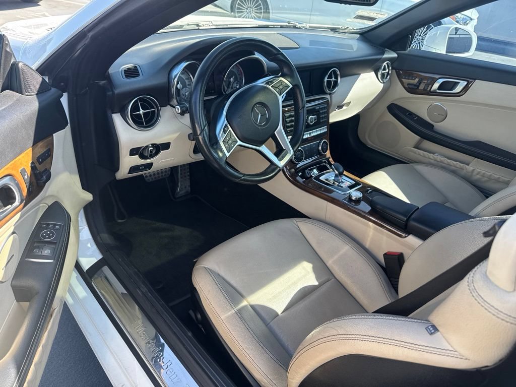 Certified 2016 Mercedes-Benz SLK 300 image 9