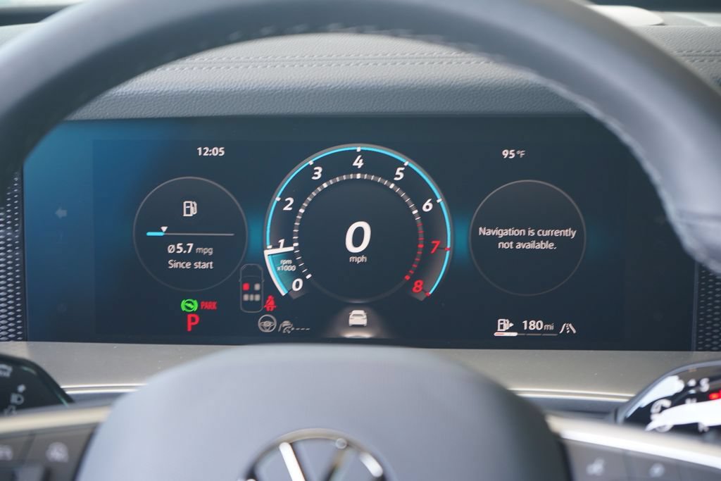 New 2026 Volkswagen Tiguan SE R-Line AWD/4WD image 10