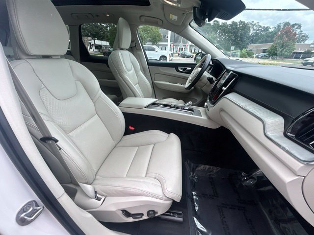 Used 2023 Volvo XC60 B6 Ultimate w/ Climate Package AWD/4WD image 15