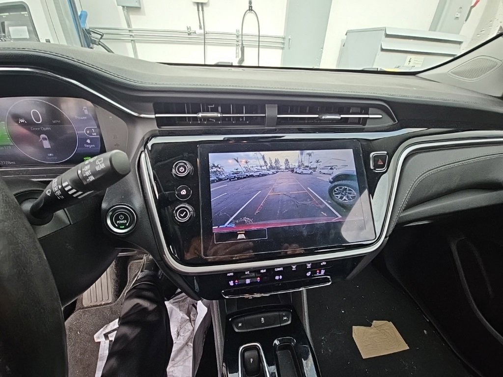 Used 2022 Chevrolet Bolt EUV LT w/ Convenience Package image 19