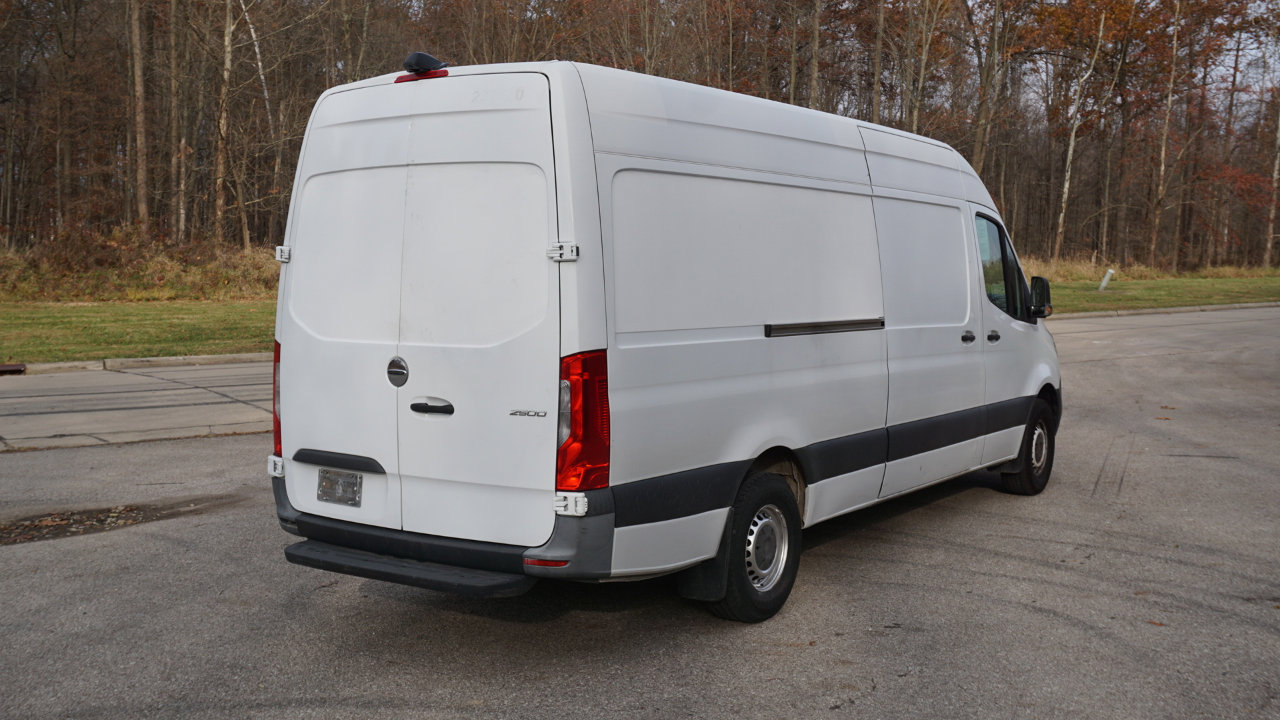 Used 2019 Freightliner Sprinter 170 image 5