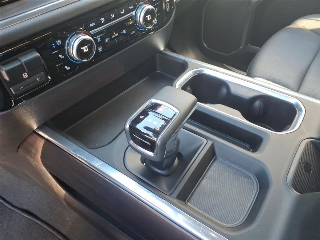 Used 2024 GMC Sierra 1500 SLT image 11