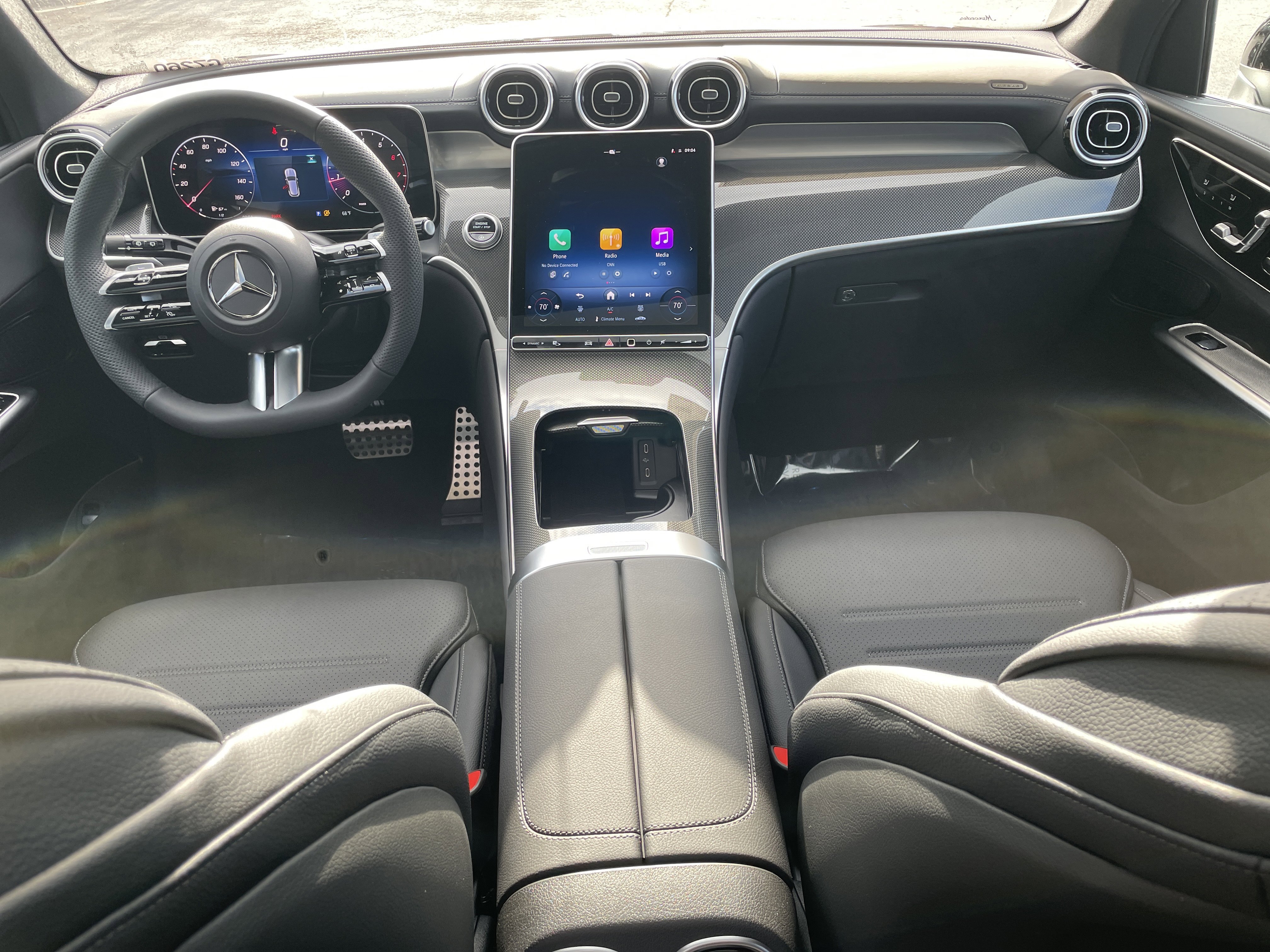 New 2026 Mercedes-Benz GLC 300 image 24