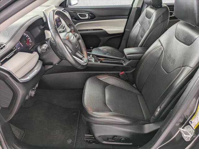 Used 2022 Jeep Compass Limited AWD/4WD image 15