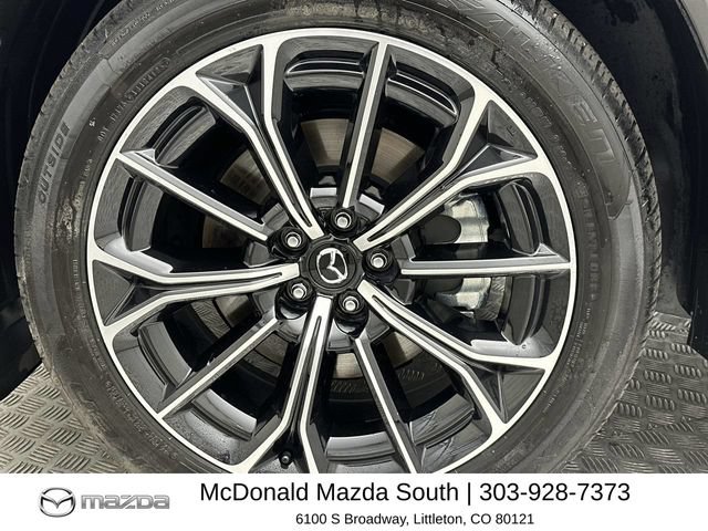 Certified 2025 MAZDA CX-70 Plug-In Hybrid w/ Premium Pkg AWD/4WD image 10