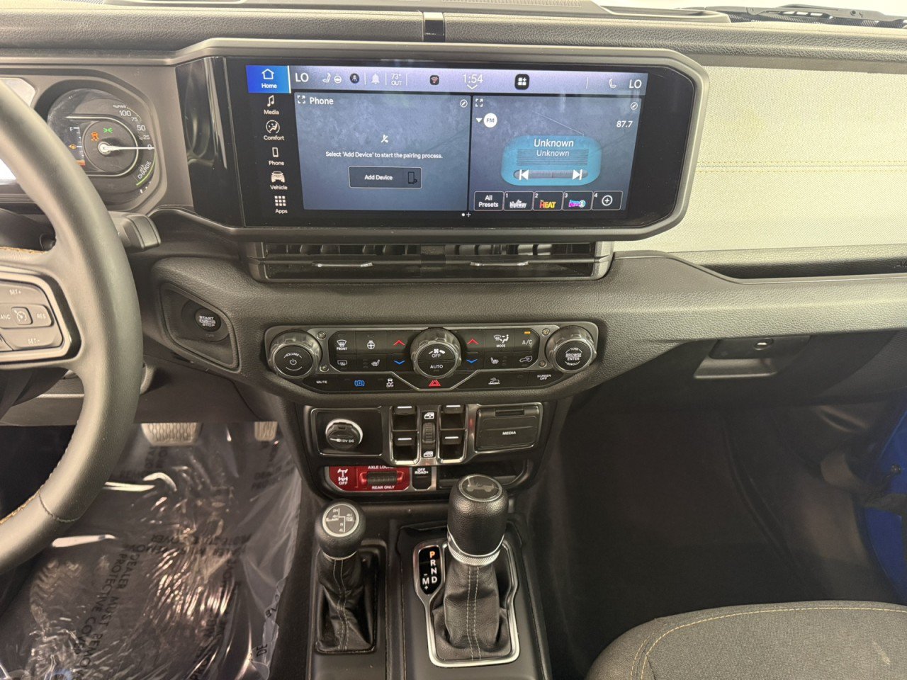 Used 2024 Jeep Wrangler Unlimited AWD/4WD image 18