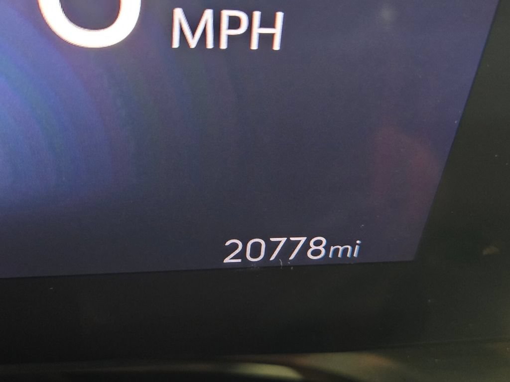 Used 2025 Buick Encore GX Preferred w/ Comfort Package FWD image 26