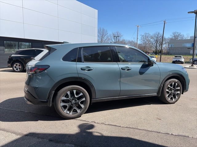 Used 2026 Honda HR-V EX-L image 3