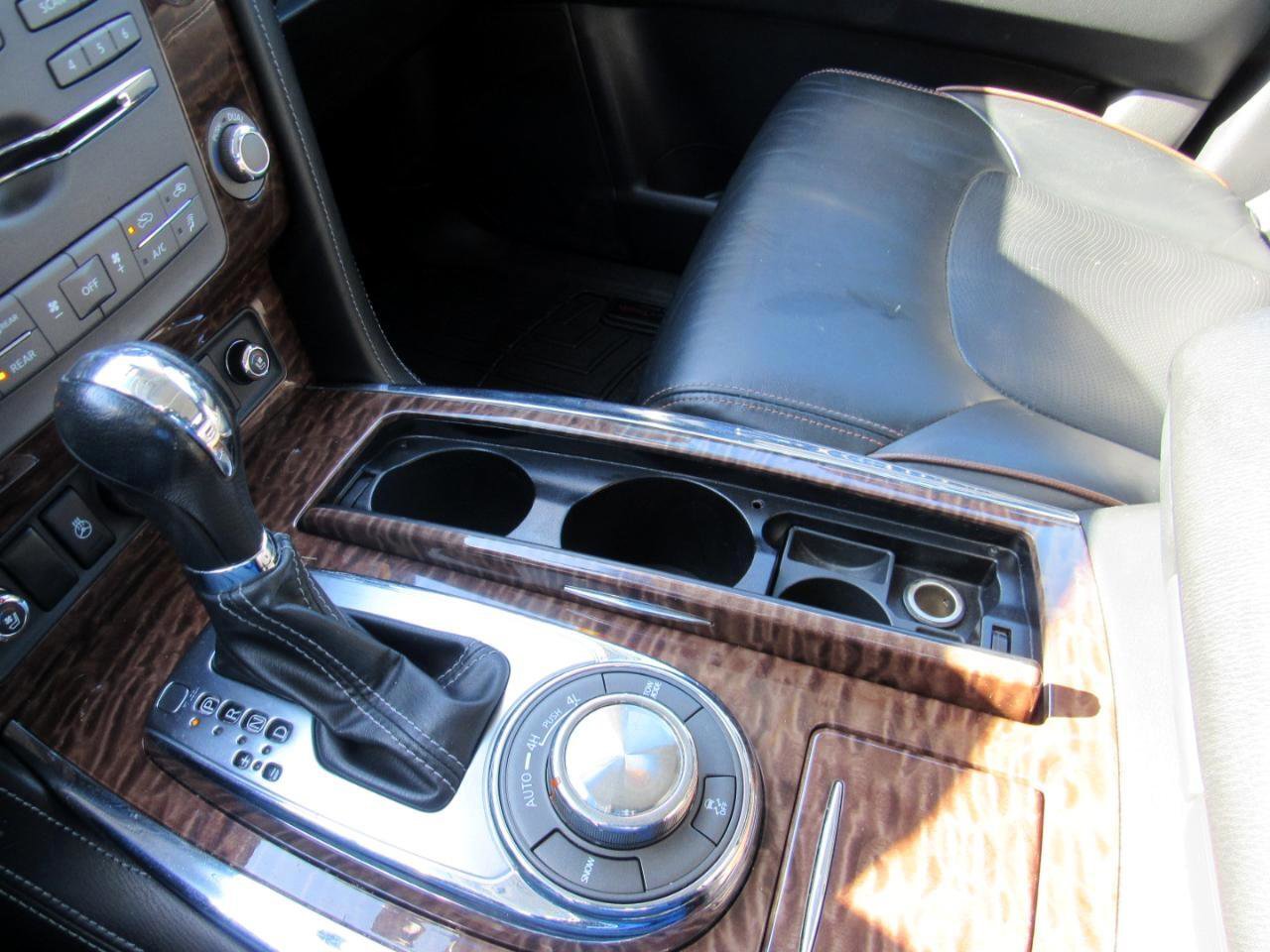 Used 2017 Nissan Armada Platinum w/ Captain Seat Package image 10