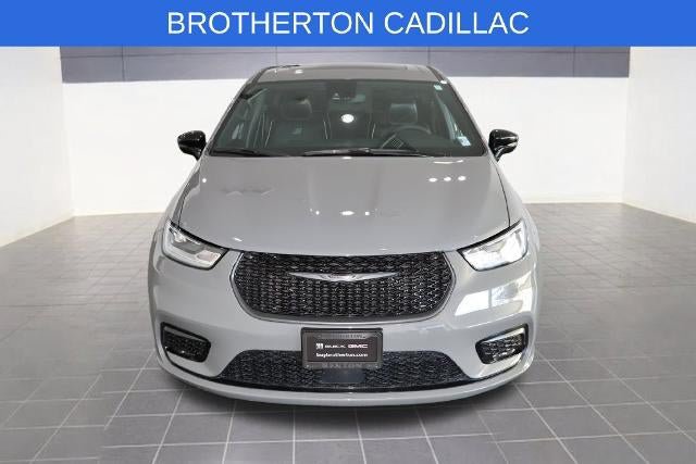 Used 2023 Chrysler Pacifica Limited w/ S Appearance Package FWD image 11