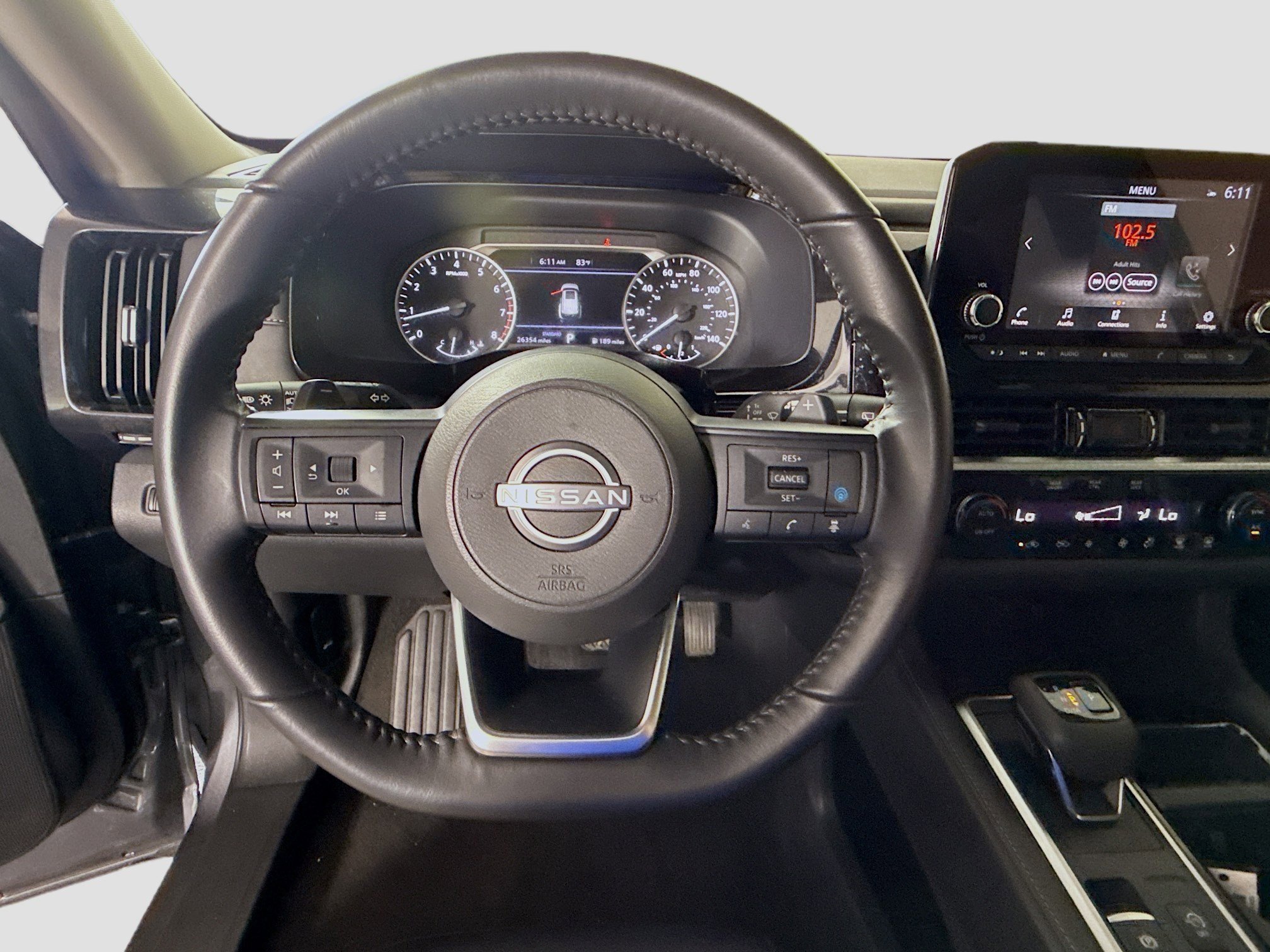 Used 2024 Nissan Pathfinder SV FWD image 13