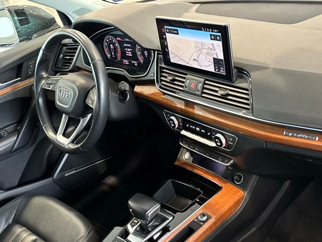 Used 2022 Audi Q5 2.0T Premium Plus w/ Premium Plus Package AWD/4WD image 23