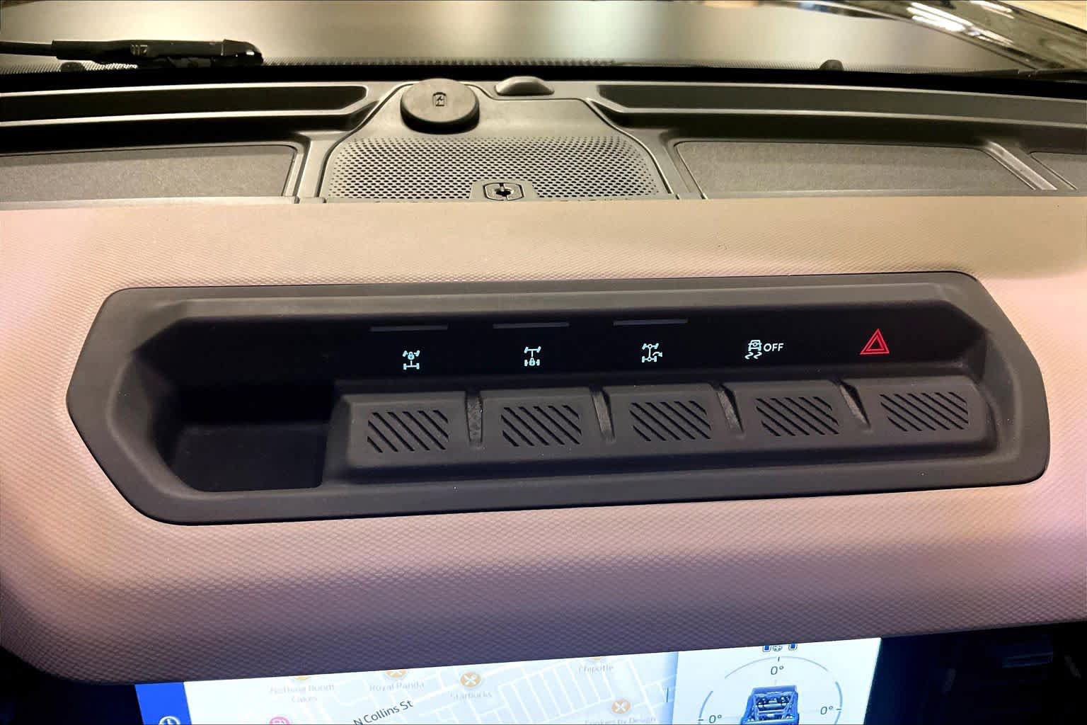 Used 2022 Ford Bronco Wildtrak image 33